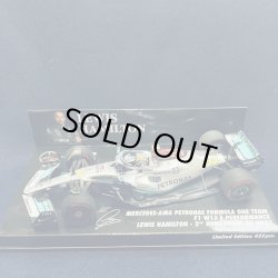 画像1: 新品正規入荷品●●PMA1/43 MERCEDES AMG PETRONAS W13E 2nd HUNGARIAN GP 2022 (L.ハミルトン）#44