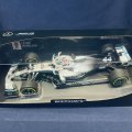 セカンドハンド品●PMA1/18 MERCEDES PETRONAS W10 （L.ハミルトン）2019