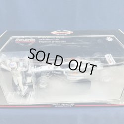 画像1: セカンドハンド品●美品●PMA1/18 McLAREN MERCEDES MP4-17D 1st WIN MALAYSIAN GP 2003 (K.ライコネン）#6