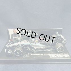 画像1: 新品正規入荷品●PMA1/43 MERCEDES-AMG W15 E PERFORMANCE (L.ハミルトン）2024 #44