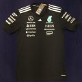 メルセデス AMG ペトロナス F1 チーム ドライバー Tシャツ ブラック 2025 /アディダス （サイズ　L）