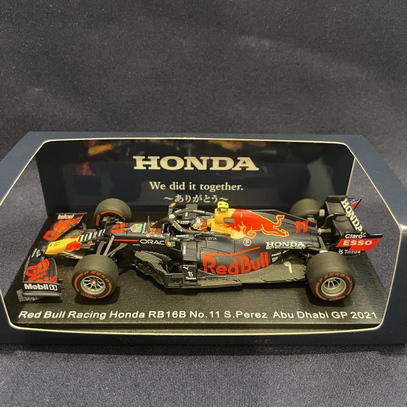 超人気 鈴鹿サーキット レース イベント記念品 Red Bull Racing Honda