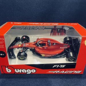 画像: 再入荷●新品正規入荷品●burago1/43 FERRARI F1-75 2022 (C.ルクレール）#16