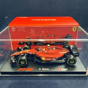 画像: 再入荷●新品正規入荷品●burago1/43 FERRARI F1-75 2022 (C.サインツ）#55 ※ドライバーフィギュア＆アクリルケース付 