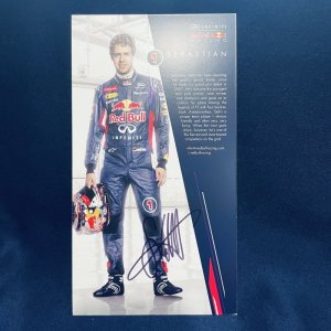 画像: セバスチャン ベッテル　RED BULL 直筆サイン入り　ドライバーズカード 2014  (Aタイプ）