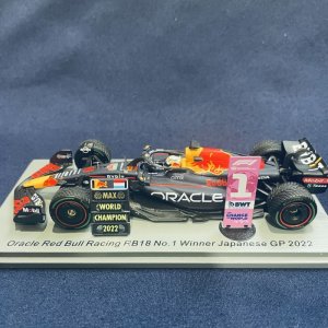 画像: 新品正規荷品●SPARK1/43 RED BULL RB18 WINNER JAPANESE GP DRIVERS CHAMPION  2022 (M.フェルスタッペン）