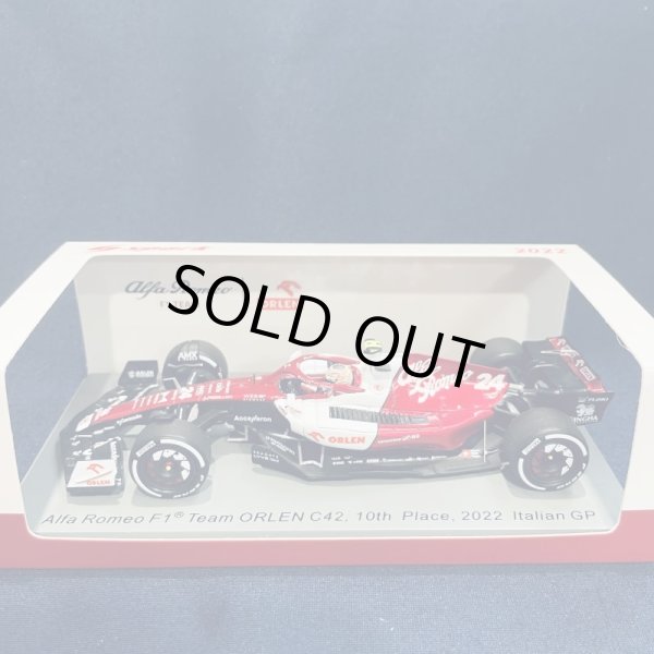 画像1: 新品正規入荷品●SPARK1/43 ALFA ROMEO C42 10th PLACE ITALIAN GP 2022 周冠宇（ジョウ・グアンユー）#24