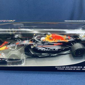 画像: 新品正規荷品●PMA1/18 RED BULL RB18 WINNER JAPANESE GP 2022 (M.フェルスタッペン）#1