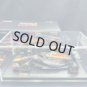 画像: 新品正規入荷品●burago1/43 RED BULL RB19 MIAMI GP2023(S.ペレス）#11※アクリルケース＆ドライバーフィギュア付