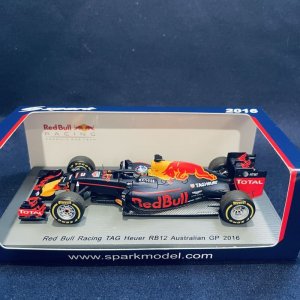 画像: セカンドハンド品●SPARK1/43 RED BULL RB12 AUSTRALIAN GP 2016 (D.リカルド）#3