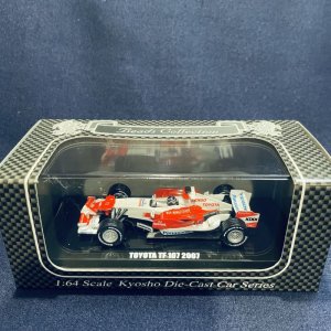 画像: セカンドハンド品●KYOSHO 1/64 TYOTA TF107 (J.トゥルーリ）2007 #12