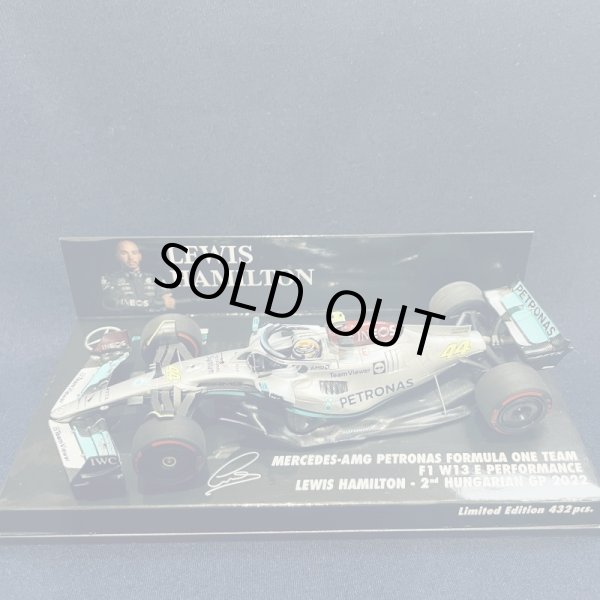 画像1: 新品正規入荷品●●PMA1/43 MERCEDES AMG PETRONAS W13E 2nd HUNGARIAN GP 2022 (L.ハミルトン）#44