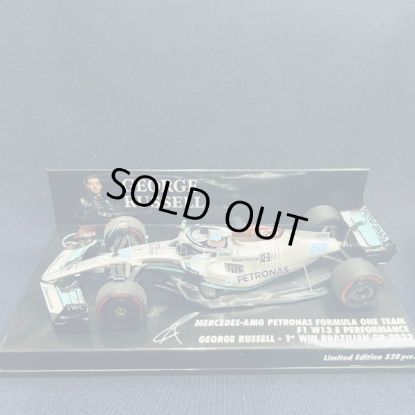 画像1: 新品正規入荷品●●PMA1/43 MERCEDES AMG PETRONAS W13E 1st WIN BRAZILIAN GP 2022 (G.ラッセル）#63