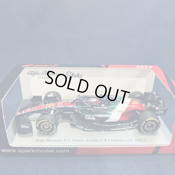 画像1: 新品正規入荷品●SPARK1/43 ALFA ROMEO STAKE C43 ITALIAN GP 2023 周冠宇（ジョウ・グアンユー）#24