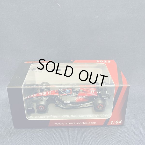 画像1: セカンドハンド品●SPARK 1/64 ALFA ROMEO KICK C43 AUSTRALIAN GP 2023 (V.ボッタス）#77