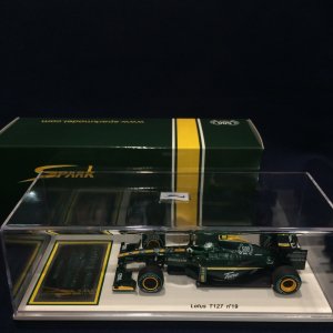 画像: セカンドハンド品●SPARK1/43 LOTUS T127 500th EUROPEAN GP 2010 (H.コバライネン）