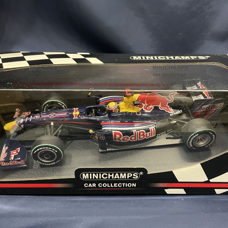 セカンドハンド品○PMA1/18 RED BULL RENAULT RB5 (M.ウェーバー）2009