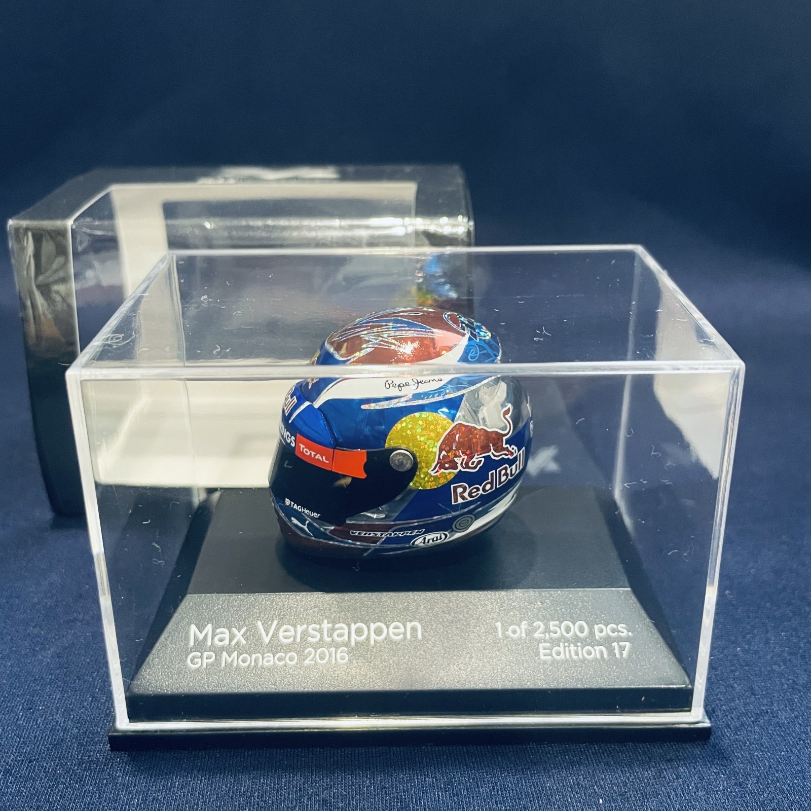 画像1: セカンドハンド品●PMA1/8 RED BULL 2016 MONACO GP (M.フェルスタッペン）ミニチュアヘルメット