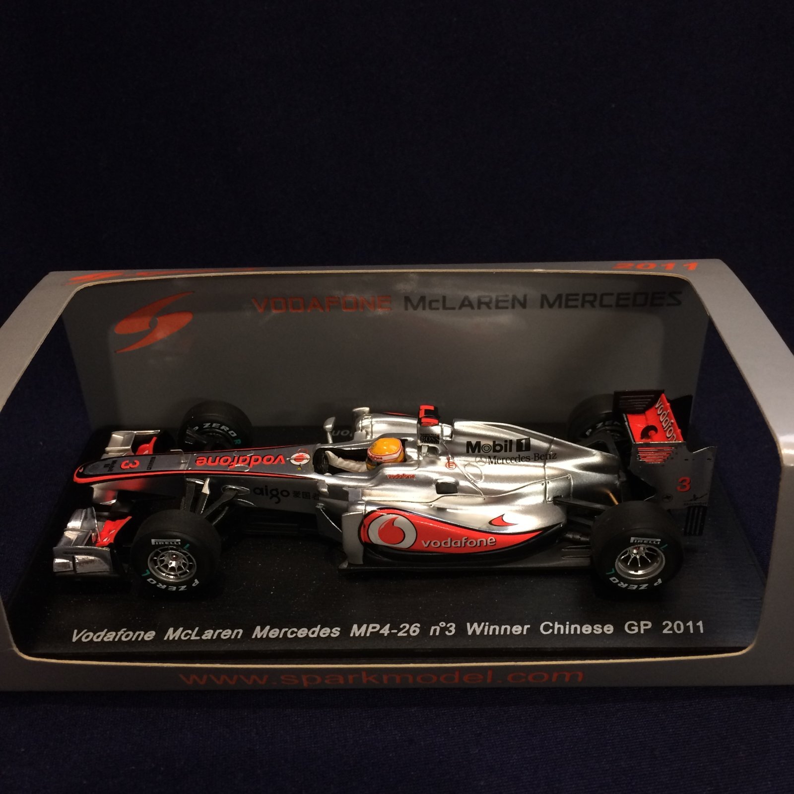 画像1: セカンドハンド品●SPARK 1/43 McLAREN MERCEDES MP4-26 WINNER CHINESE GP 2011 （L.ハミルトン）#3