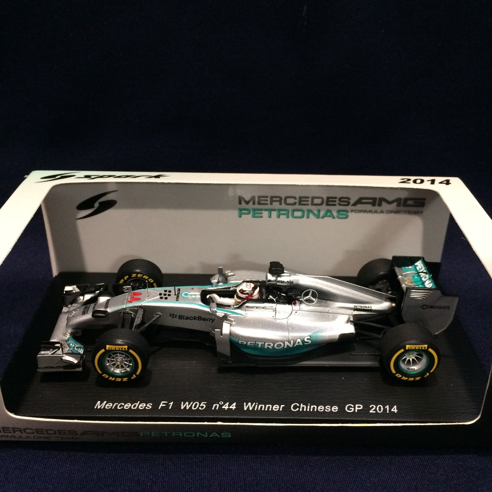 画像1: セカンドハンド品●SPARK1/43 MERCEDES W05 WINNER CHINESE GP 2014 (L.ハミルトン）#44