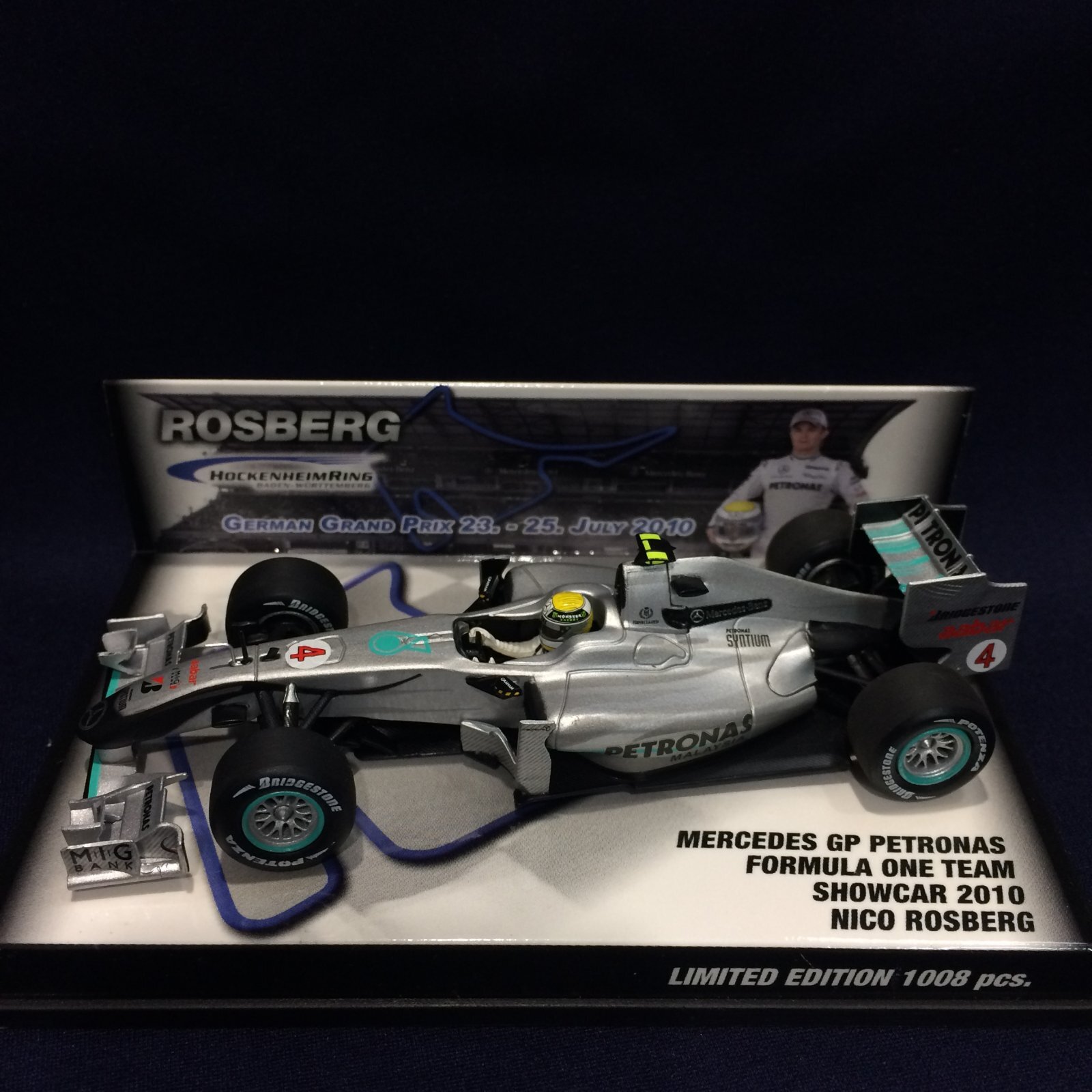 画像1: セカンドハンド品● ホッケンハイム限定パッケージ ●PMA 1/43 MERCEDES GP 2010 SHOWCAR (N.ロズベルグ）