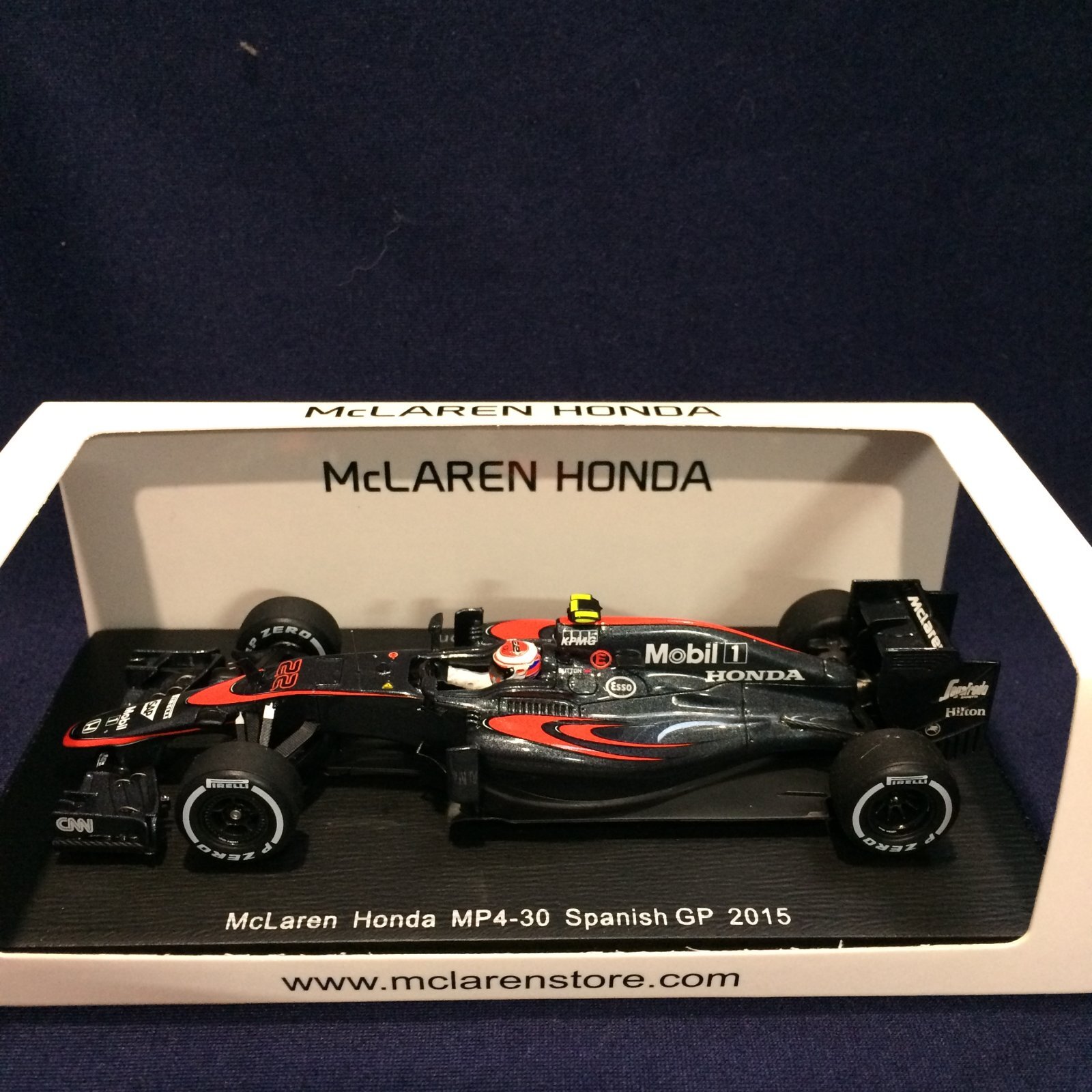 画像1: セカンドハンド品●McLAREN別注●SPARK 1/43 McLAREN HONDA MP4-30 SPANISH GP 2015 (J.バトン）#22